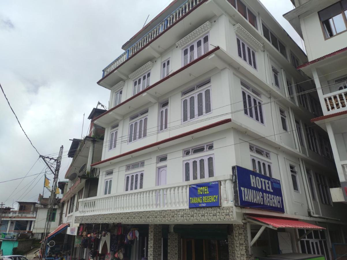 Hotel Tawang Regency Esterno foto